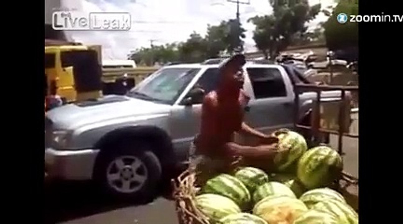 Un spectacle signé l'homme pastèque!