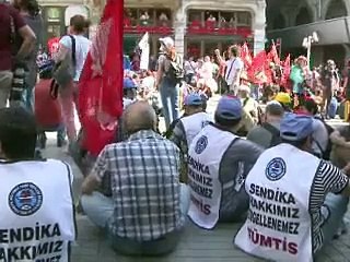 Turquie: le gouvernement menace d'utiliser l'armée contre les manifestants