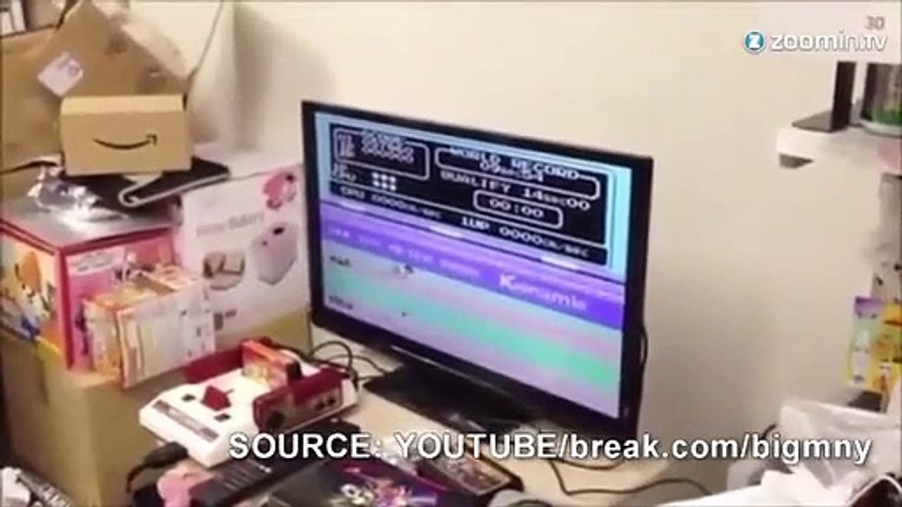 Elle bat tous les records aux jeux avec un sextoy!