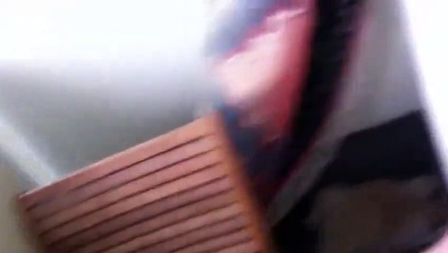 Y'a le feu nom de Dieu ! commentaires suisses