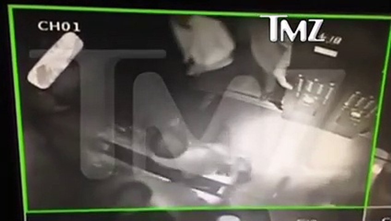 Jay-Z agressé par Solange, la sœur de Beyoncé