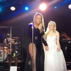 Public Buzz : Il s'offre Mariah Carey et Elton John pour le mariage de sa petite-fille