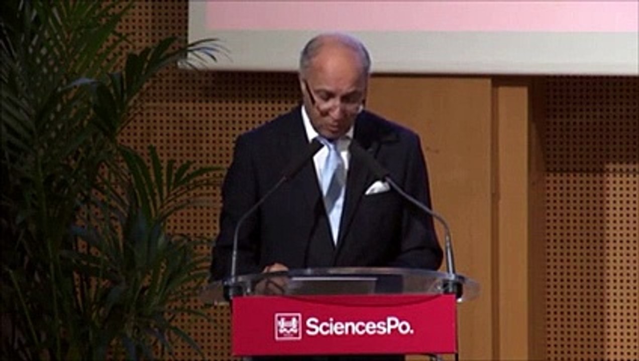 Oups, Laurent Fabius a fait un lapsus sur Jacques Chirac !