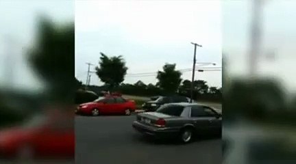 Choc : un train de fret déraille et explose