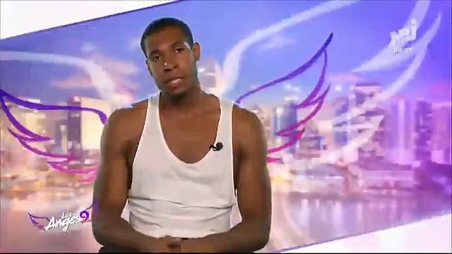 Les Anges 9 : début d'idylle entre Evy et Senna !