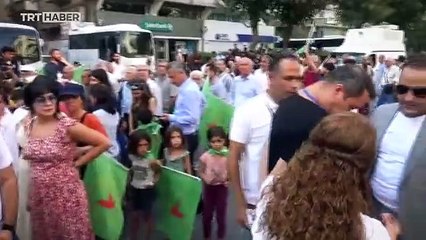 Kafasına pano düştü yine akıllanmadı! HDP'li Saliha'dan polise çirkin sözler