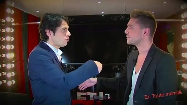 Exclu vidéo : En Toute Intimité : Sam Zirah se fait hypnotiser dans un nouveau teaser...