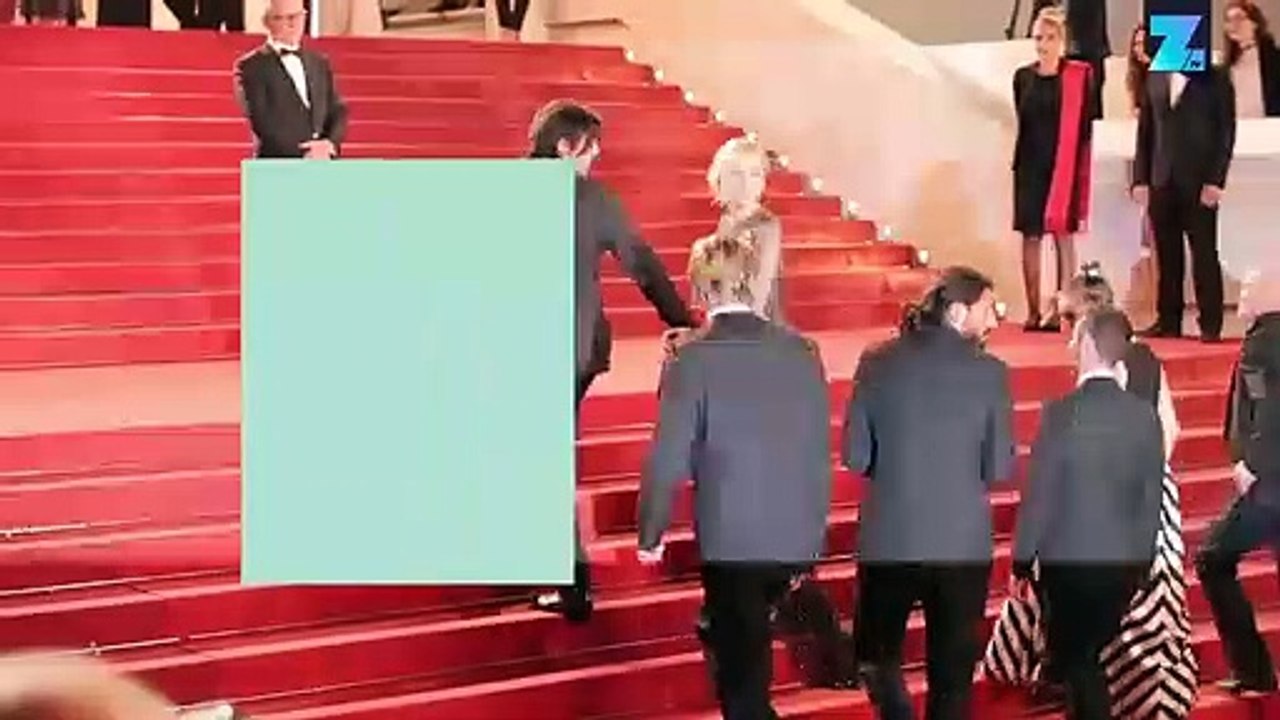 Canne interdit les selfies pour le festival