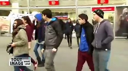 Départ en Syrie: aux côtés des parents, dans la rue