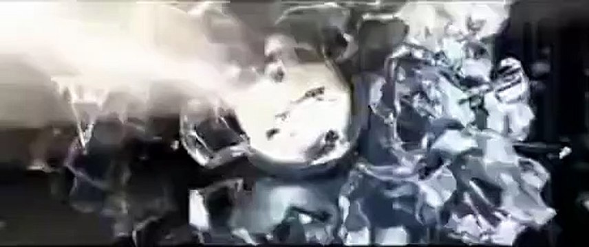 Amélie Neten : Figurante dans le clip Le Feu sur les planches de Grégory Lemarchal