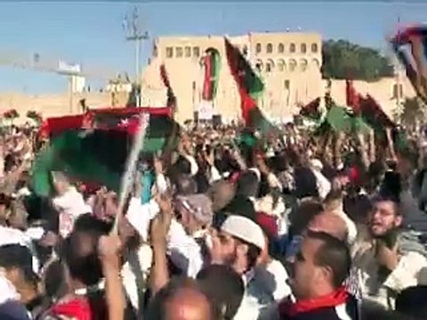 Libye: divisions au sein du clan Kadhafi, réunion jeudi à Paris