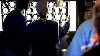 3 Inch Worm Removed from 64 Years Old Woman's Brain, watch what it was ?