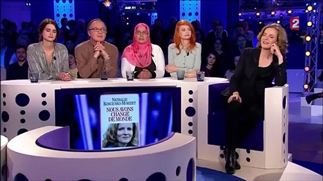 "Greffe de couilles", "Concours de taille de zizi" : NKM s'explique sur son langage fleuri