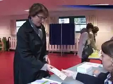 Le Journal vidéo du dimanche 9 octobre 2011, édition de 18H00.