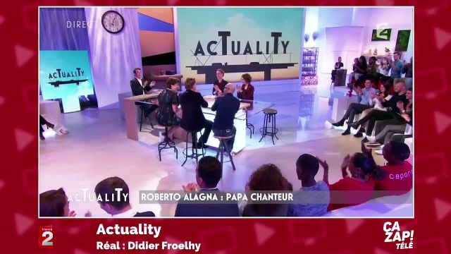 Roselyne Bachelot pousse la chansonnette avec Roberto Alagna !