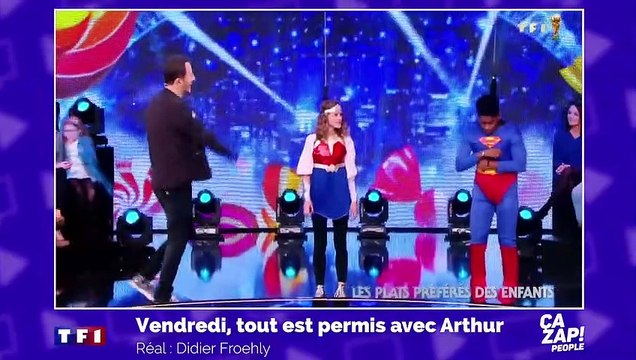 Malika Ménard tombe dans la cuve à chewing-gum dans Fort Boyard