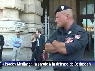 Italie: la parole à la défense de Berlusconi dans le procès Mediaset