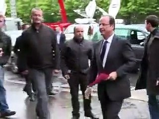 Donné battu, Sarkozy fait feu de tout bois pour coiffer Hollande sur le fil