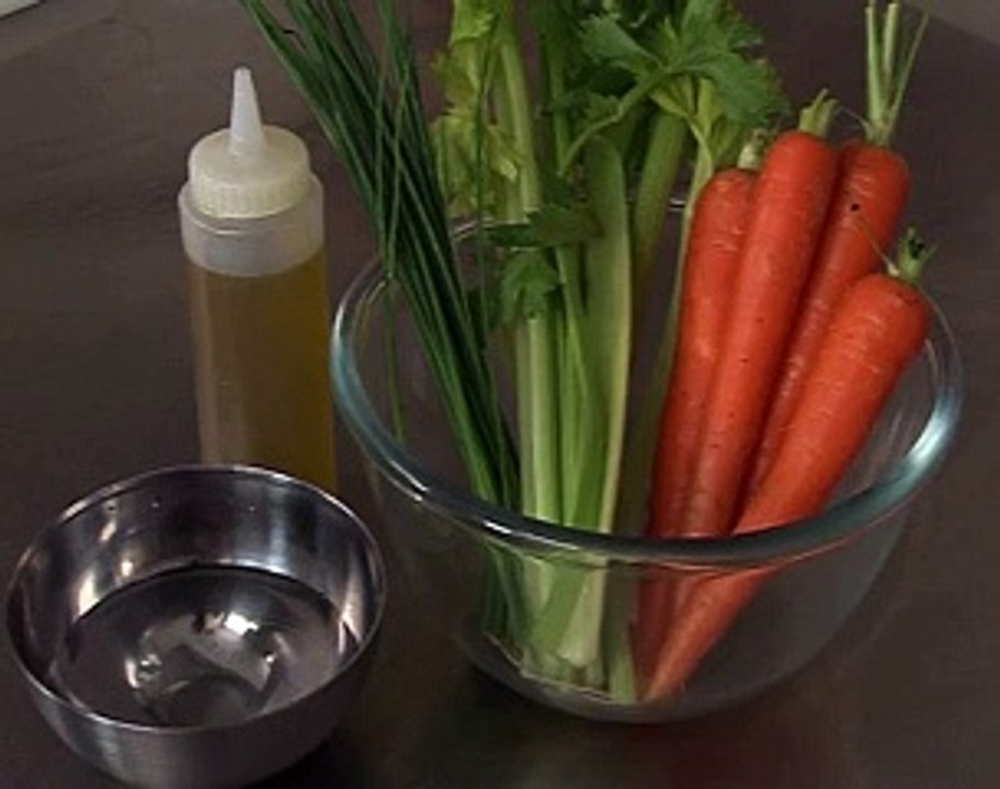 Poêlée de jeunes carottes et céleri branche