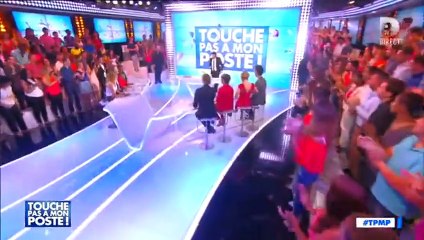 Enora Malagré perd son soutien-gorge en direct dans Touche pas à mon poste
