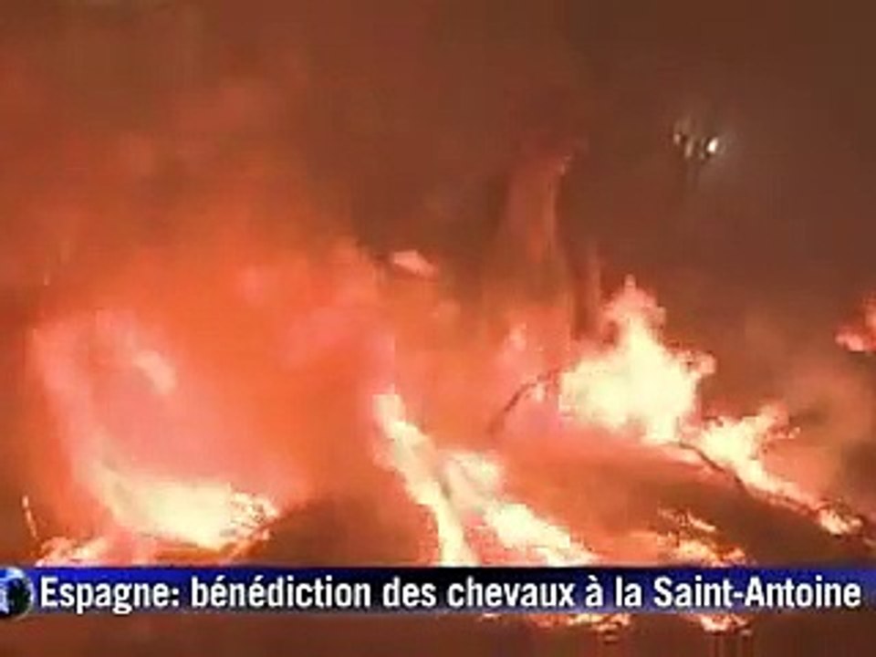 En Espagne, chevaux et cavaliers défient le feu pour une fête ancestrale