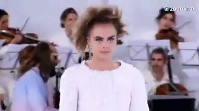 Cara Delevingne: reine du défilé Chanel