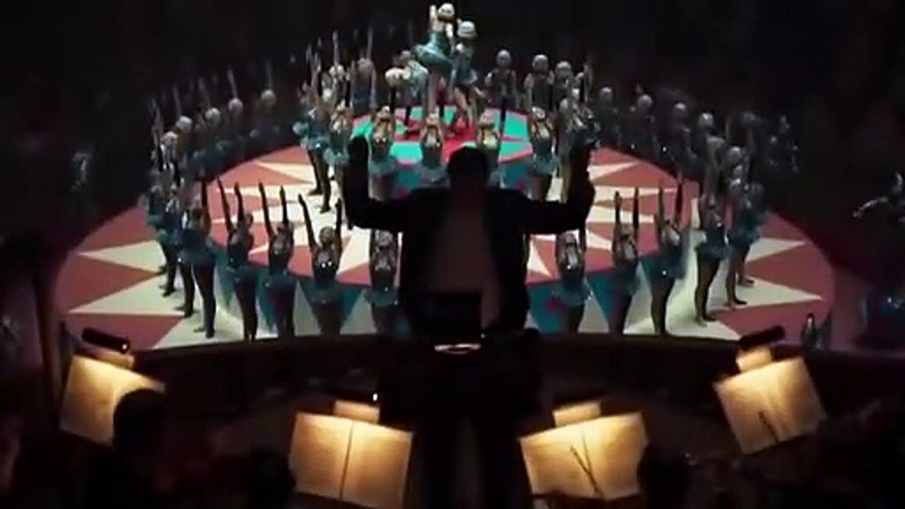 Dumbo arrive au cinéma et Tim Burton se charge de le faire voler !