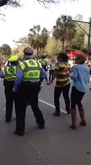 Ce policier a le rythme dans la peau