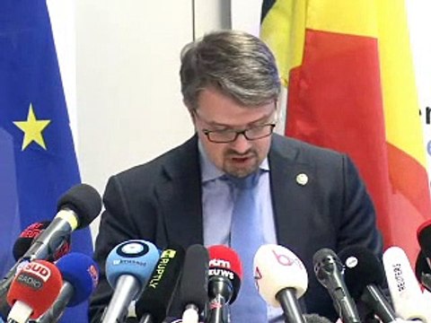 Attentats: les frères El Bakraoui identifiés, un 3e suspect toujours en fuite