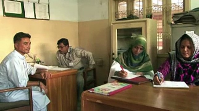 Pakistan: des imams portent le combat contre le sida dans les mosquées