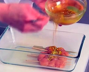 Brochettes de poulet malaisienne et sauce satay