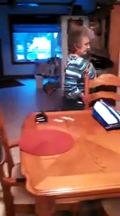 Quand une grand-mère vibre sur Ice Ice Baby