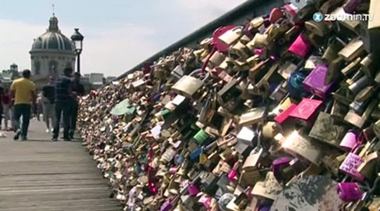 Faut-il retirer les cadenas du pont des Arts?