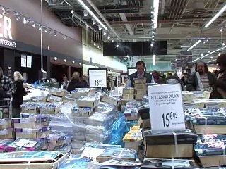 Le Journal vidéo du vendredi 12 août 2011, édition de 12H00.