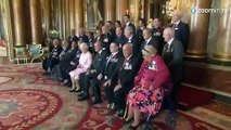Elizabeth II honore 23 héros britanniques