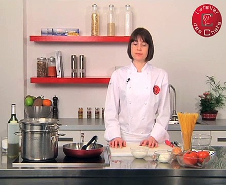 Linguine sauce tomate fraîche à l'origan, mozza...