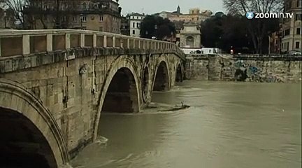 Inquiétudes à Rome : le Tibre en crue