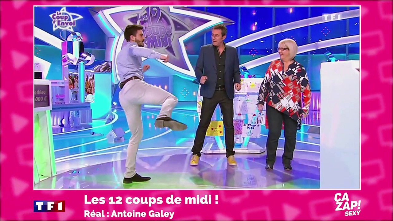 A moitié nue devant la Joconde, elle se fait arrêter par la police