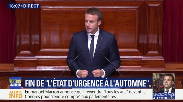 Congrès de Versailles : un homme s'endort pendant le (très) long discours d'Emmanuel Macron