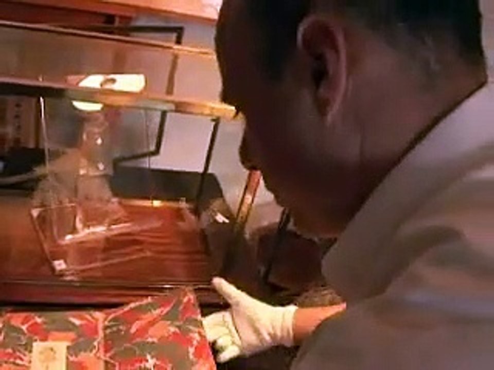 Sur les traces de Dom Pérignon, fondateur du mythe des vins de champagne