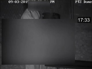 Excédé par les couples batifolant devant chez lui : il les filme et met en ligne les vidéos !