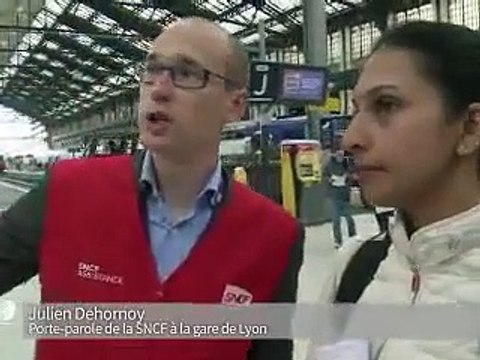 Loi travail: la guerre des nerfs continue à huit jours de l'Euro