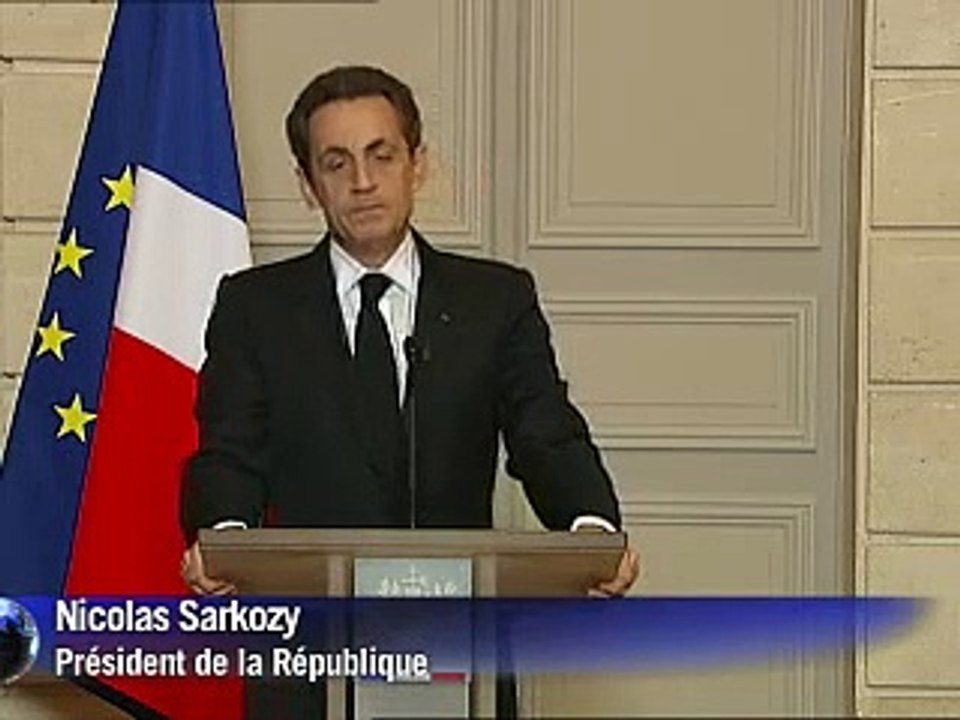 Une gigantesque chasse au tueur au scooter est en cours dans un pays choqué