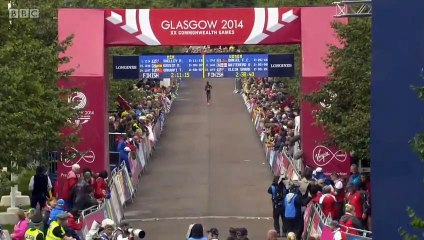 À bout de forces, une marathonienne s’effondre avant la ligne d’arrivée aux Jeux du Commonwealth