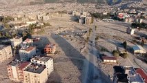 Hatay'da deprem sonrası enkaz kaldırma çalışmaları devam ediyor