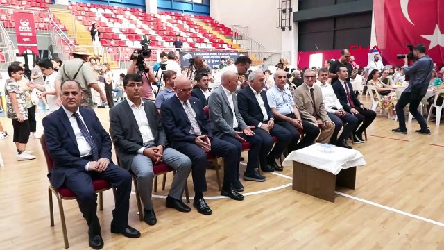 Uluslararası Açık Satranç Turnuvası'nda Dereceye Girenler Ödüllendirildi