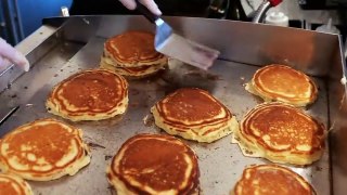 American Food - The BEST BREAKFAST PANCAKES and FRENCH TOAST in New York City! Clinton Street Baking