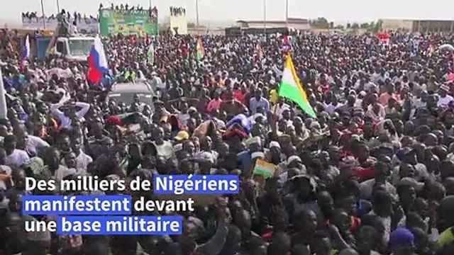 Niger: des milliers de manifestants demandent le départ des soldats français