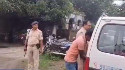 BREAKING: नवविवाहिता का शव गन्ने में फेंकते ग्रामीणों ने 5 लोगों को पकड़ा, देखे वीडियो