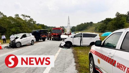 Three killed in collision on SDE near Penawar